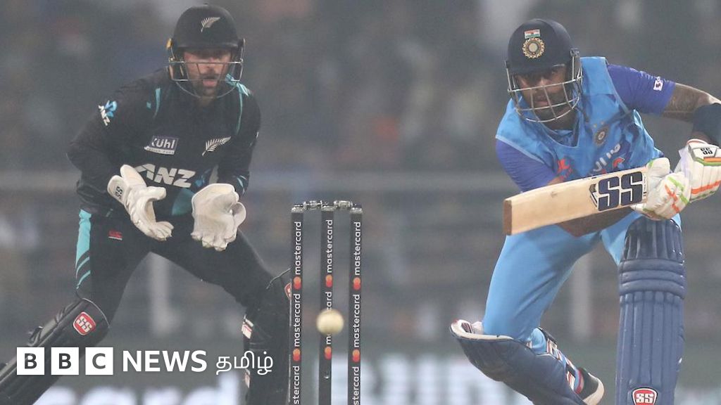 லக்னோவில் மிரட்டிய பந்துவீச்சாளர்கள்; தட்டுத்தடுமாறி 100 ரன்களை எடுத்த இந்திய அணி