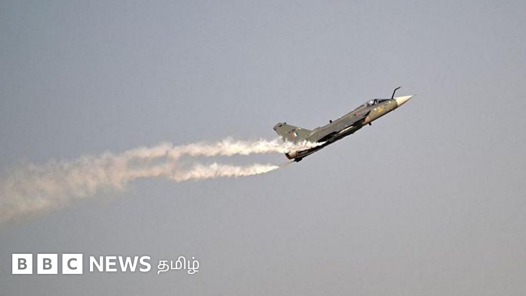 துபை விமானக் கண்காட்சியில் கீழே விழுந்து நொறுங்கிய தேஜஸ் போர் விமானம் - என்ன நடந்தது?