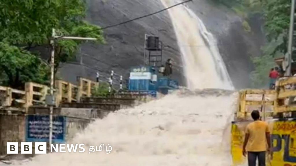 பழைய குற்றாலத்தில் திடீர் வெள்ளம்: 17 வயது சிறுவன் பலி, சிக்கிய 40 பேரின் நிலை என்ன?