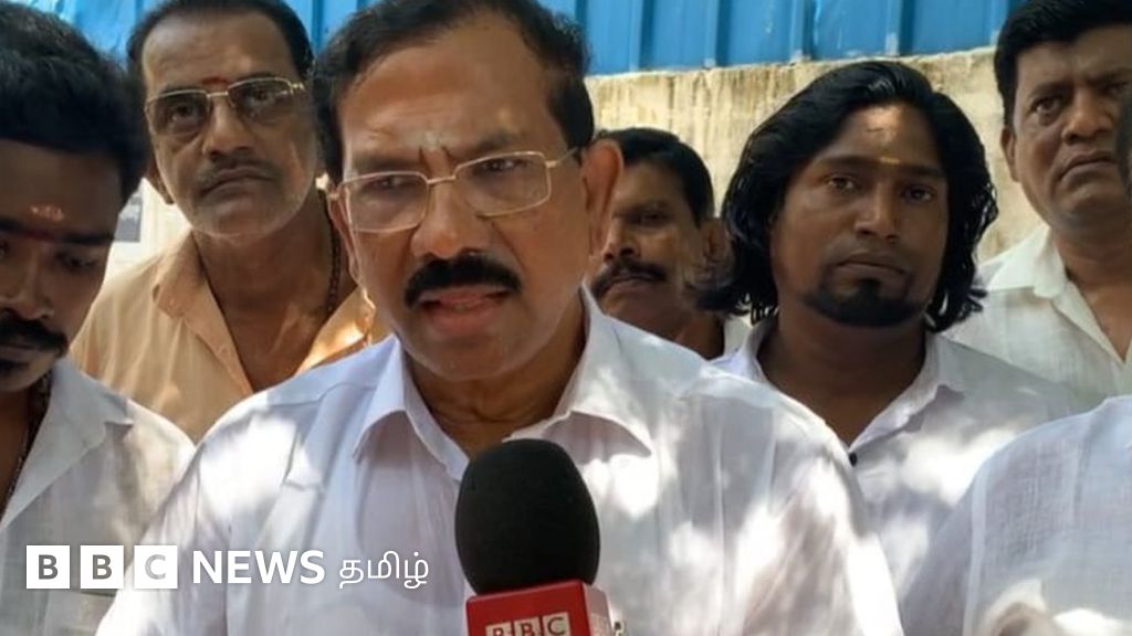 அதிமுக ஒற்றைத் தலைமை சர்ச்சை: 'தி.மு.கவுடன் ஓ.பி.எஸ். தரப்பில் சிலர் நெருக்கம் காட்டினார்கள்' - கே. பாண்டியராஜன்