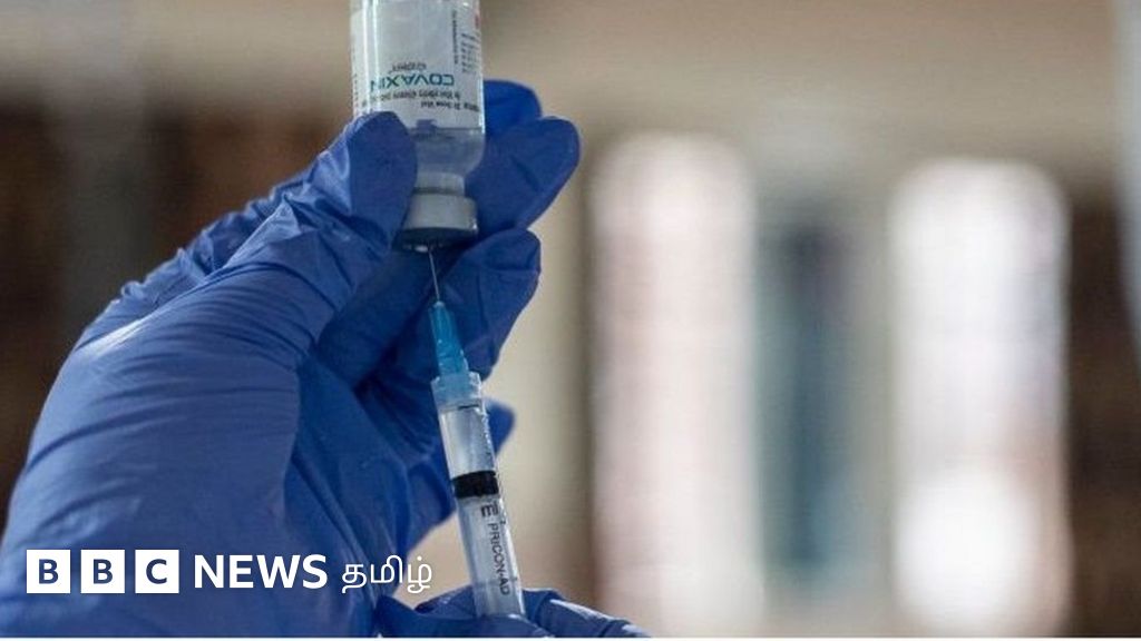 ஒரே ஊசியை கொண்டு 30 மாணவர்களுக்கு கொரோனா தடுப்பு மருந்து செலுத்திய சுகாதார ஊழியர்