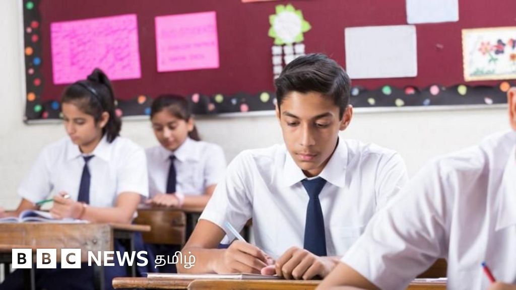 முகலாயர்களின் ஆட்சி இருண்டகாலமா? - பாடப் பகுதிகள் நீக்கம் குறித்து அரசு கூறுவது என்ன? 