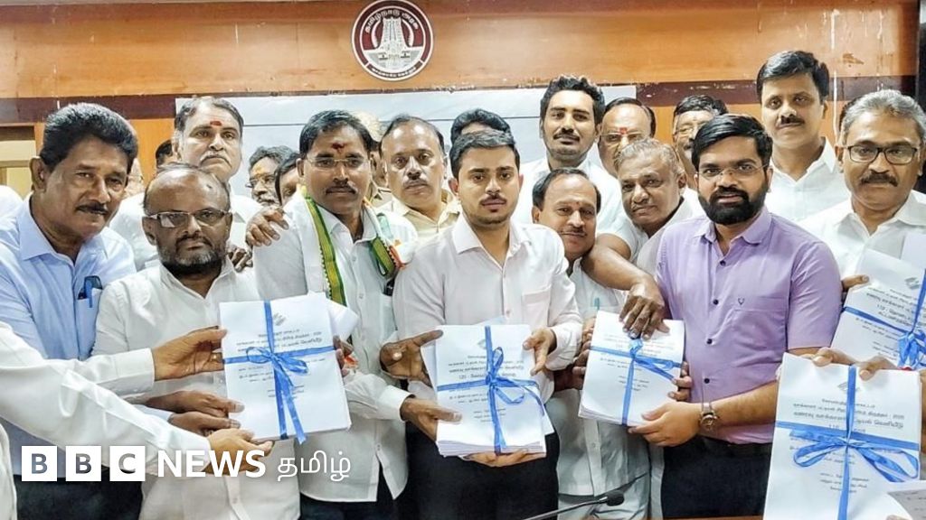 வரைவு வாக்காளர் பட்டியலில் உங்கள் பெயர் உள்ளதா? வீட்டில் இருந்தபடியே அறியும் எளிய வழி