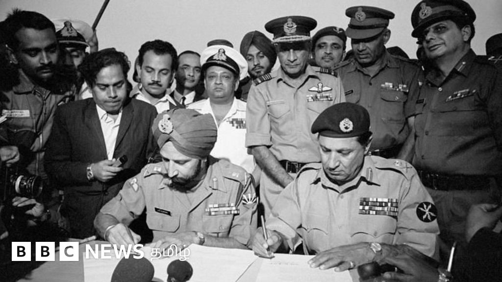 இந்தியாவிடம் சரணடைவதை தவிர்க்க பாகிஸ்தான் விமானிகள் டாக்காவில் இருந்து தப்பியது எப்படி?