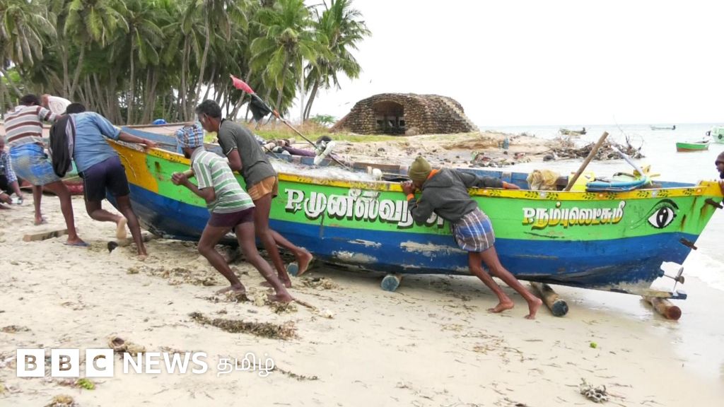 ராமநாதபுரம் நாட்டுப்படகு - விசைப்படகு மீனவர்கள் நடுக்கடலில் மோதல்: சிக்கலுக்கு தீர்வு என்ன?