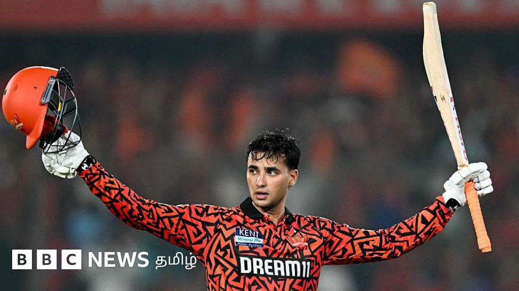 சாதனைமேல் சாதனை: அபிஷேக் சிக்சர் மழையால் 246 ரன் இலக்கை அநாயசமாக எட்டிப் பிடித்த சன்ரைசர்ஸ்