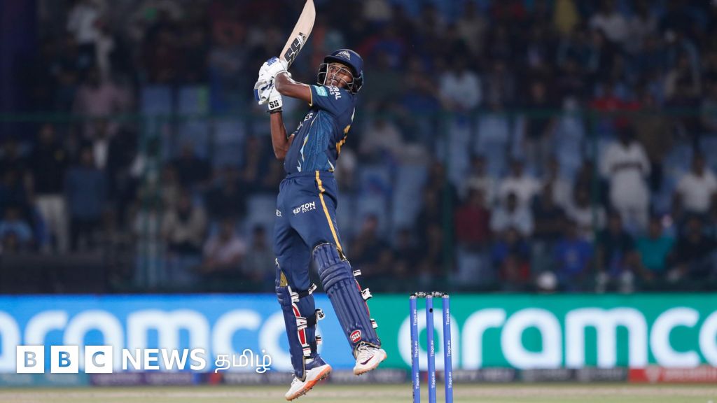 குஜராத் வேகத்தில் திக்குமுக்காடிய பேட்ஸ்மேன்கள் அக்சரின் 'அற்புதத்தால்' மீண்டெழுந்த டெல்லி கேபிடல்ஸ்