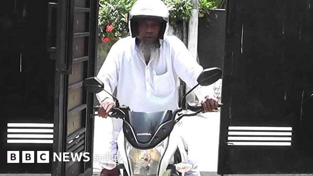 ஆடை முதல் படுக்கையறை வரை எல்லாமே வெள்ளை; இலங்கையை சேர்ந்த 72 வயது முதியவரின் விசித்திர குணம்