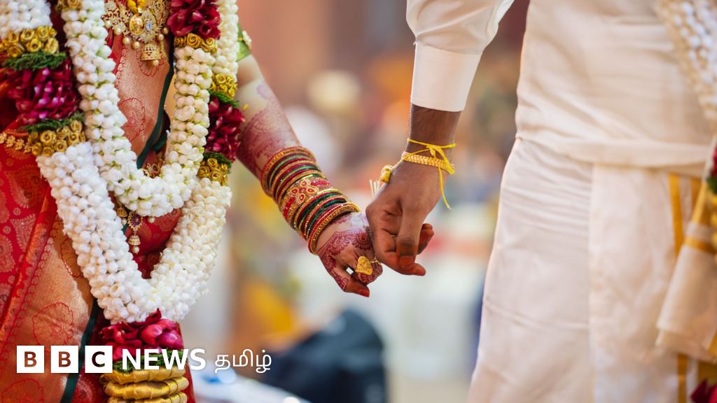 இந்தியாவில் நாற்பது வயதைக் கடந்தும் திருமணமாகாதவர்களை இந்த சமூகம் எப்படி பார்க்கிறது?