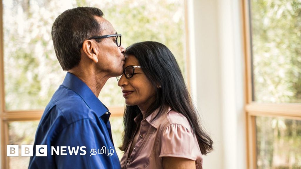 தாய்க்கு மறுமணம் செய்துவைத்த மகள்: இணையத்தில் வைரலாகும் படங்கள், காணொளி