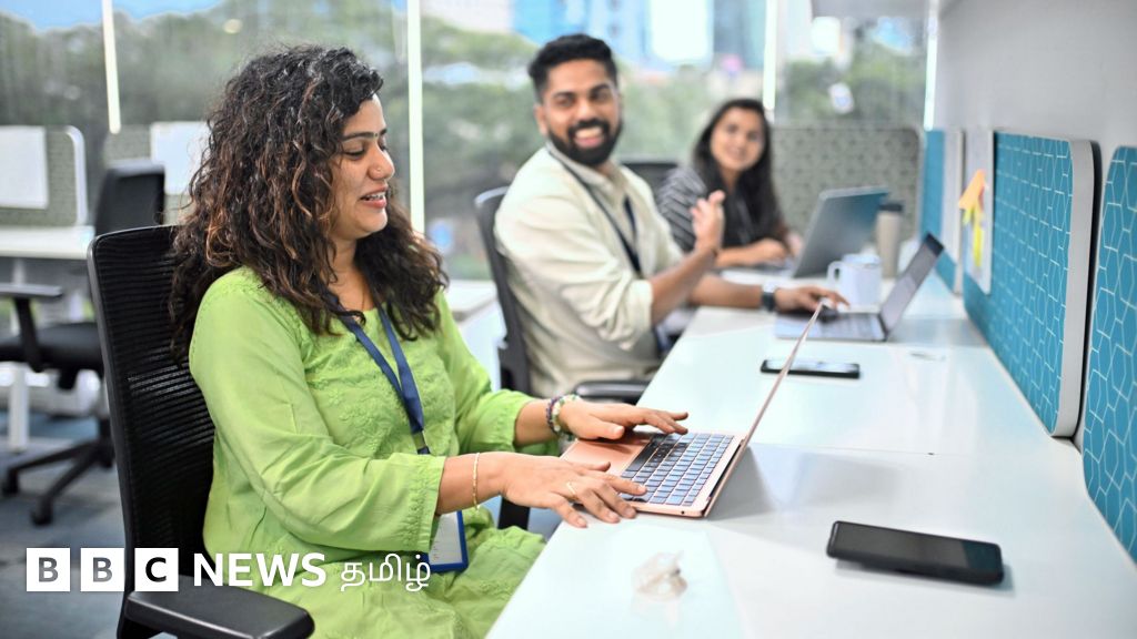 Gen Z தலைமுறையினரை வேலை வாங்குவது கடினமா? - 90களில் பிறந்த மேலாளர்கள் புரிந்து கொள்ள வேண்டியது என்ன?