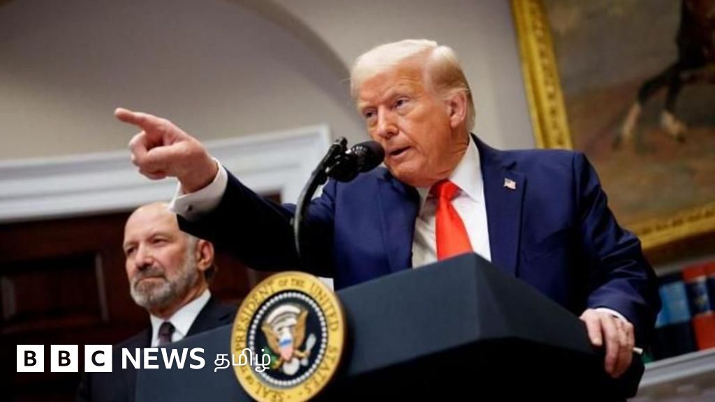 இந்தியா மீது 25% வரி விதித்த டிரம்ப் - அவர் கூறும் காரணம் என்ன?