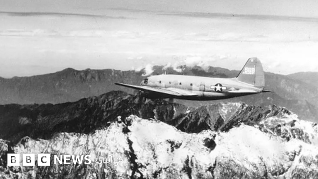 இரண்டாம் உலகப்போர்: இந்தியாவின் இமயமலையில் நொறுங்கிய 600 அமெரிக்க விமானங்கள் - என்ன நடந்தது?