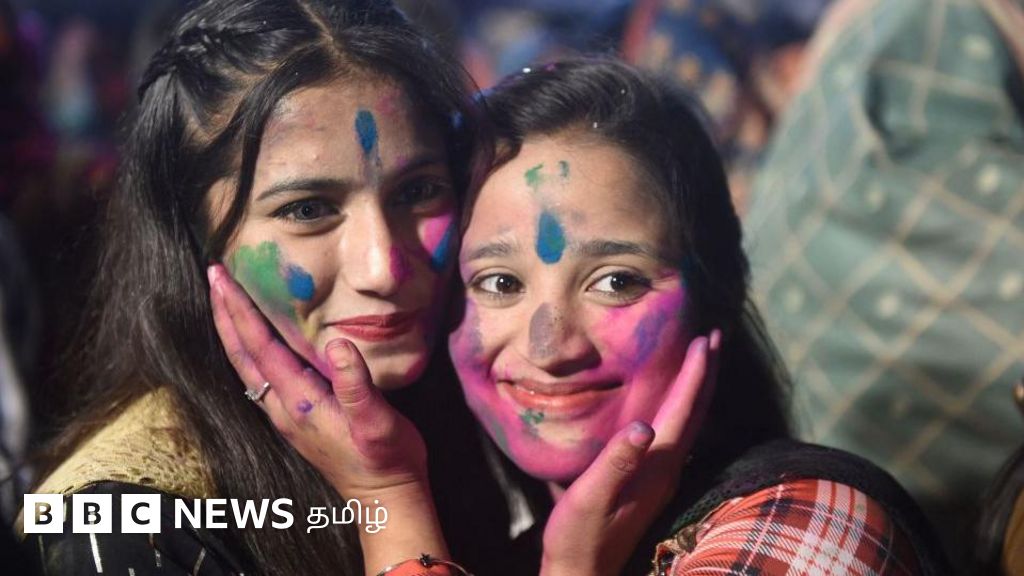 பாகிஸ்தானில் மக்கள் தொகை கணக்கெடுப்பு: இந்து மக்களை கணக்கெடுப்பது குறித்து எழுந்த சர்ச்சை என்ன?