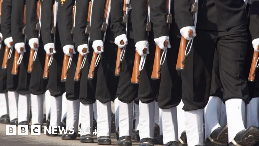 கத்தாரில் மரண தண்டனை விதிக்கப்பட்டிருந்த 8 இந்திய முன்னாள் கடற்படையினர் விடுதலை