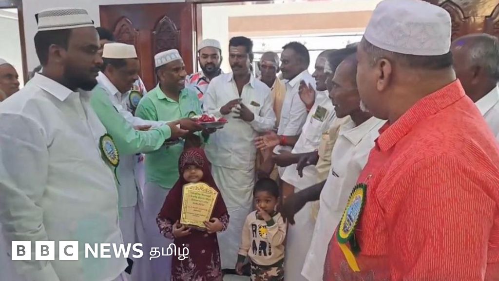 தமிழ்நாட்டில் பள்ளிவாசல் திறப்பு விழாவுக்கு சீர்வரிசையுடன் வந்த இந்துக்கள், கிறிஸ்தவர்கள் 