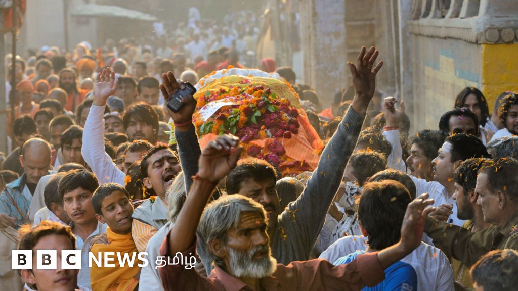 தமிழ்நாட்டில் இறுதி சடங்குகளுக்கு தனிச் சட்டம் தேவையா? நீதிமன்றம் கூறியது என்ன?