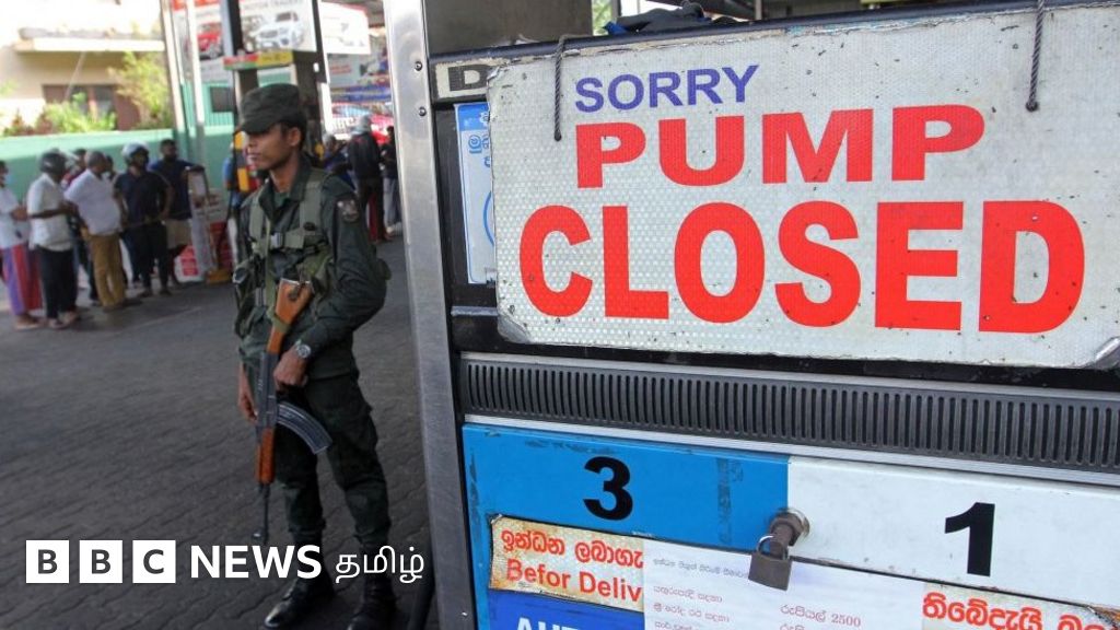 இலங்கையில் எரிபொருள் நெருக்கடி: பொதுமக்களுக்கு பெட்ரோல், டீசல் விற்பனை செய்யத் தடை; அத்தியாவசிய சேவைக்கு மட்டும் விலக்கு