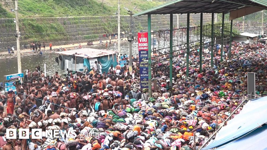 சபரிமலை கூட்ட நெரிசலுக்கு என்ன காரணம்? மதச் சாயம் பூசப்படுகிறதா? - பிபிசி கள ஆய்வு