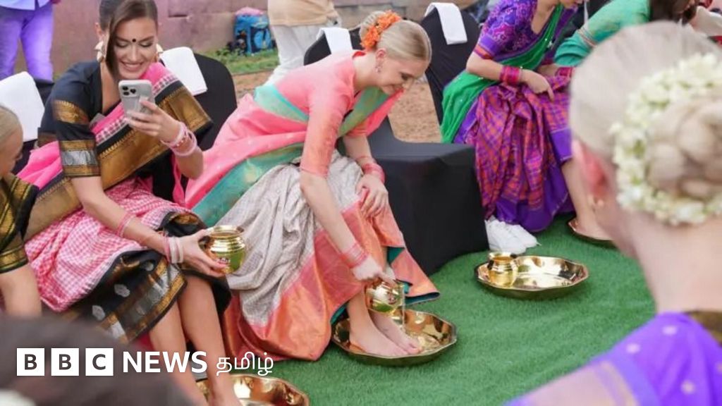 அழகிகளின் கால்களை உள்ளூர் பெண்கள் கழுவினார்களா? ஐதராபாத் உலக அழகிப் போட்டியில் புதிய சர்ச்சை