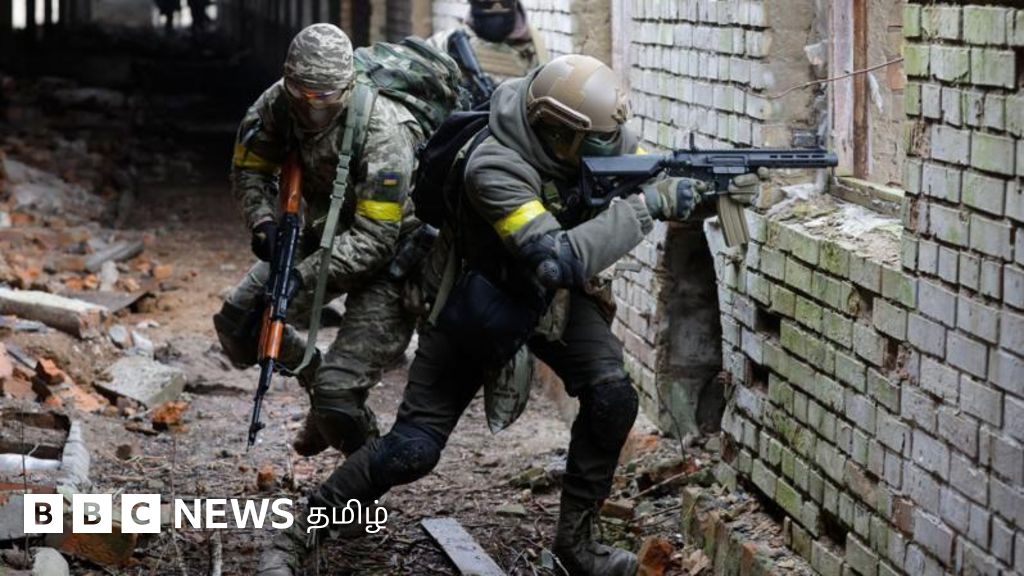 யுக்ரேனுடன் போரிட ரஷ்ய ராணுவத்தில் இந்தியர்கள் ஏமாற்றி சேர்ப்பு - முகவராக செயல்படும் 'பழனிசாமி' யார்?