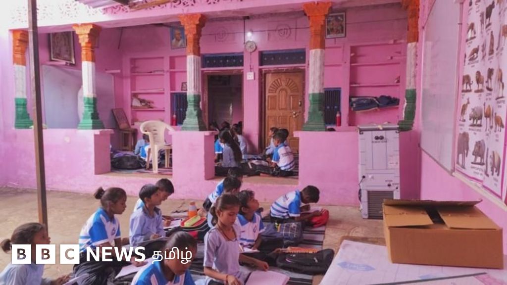 பள்ளிக்காக வீட்டை தானமாகக் கொடுத்து குடிசையில் குடியேறிய நபர்