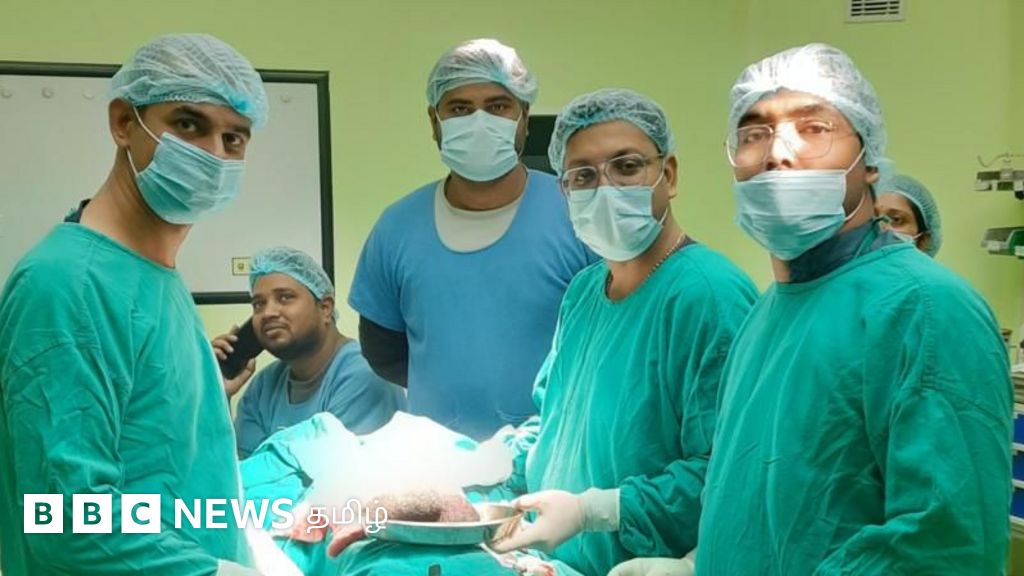 பிகாரில் சிறுமி வயிற்றில் இருந்த ஒரு கிலோ முடி - ஒருவருக்கு முடியை சாப்பிடும் மனநோய் ஏற்படுவது ஏன்?