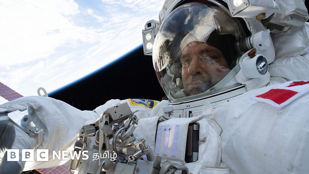 'சனி கிரகத்தில் மீன் நாற்றம், வியாழனில் முட்டை நாற்றம்' - விஞ்ஞானிகள் கண்டுபிடித்தது என்ன?