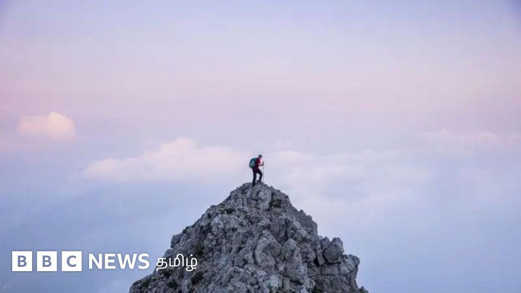 தனிமை - தனித்திருத்தல் என்ன வேறுபாடு? தனிமையை வெல்வது எப்படி? 