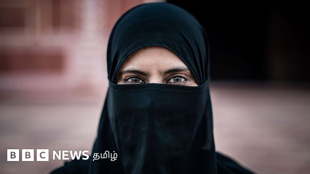 ஹிஜாப் அணிந்ததால் ரயிலில் உட்கார அனுமதி மறுப்பு: மும்பையில் நடந்த சம்பவத்துக்கு குவியும் கண்டனம்