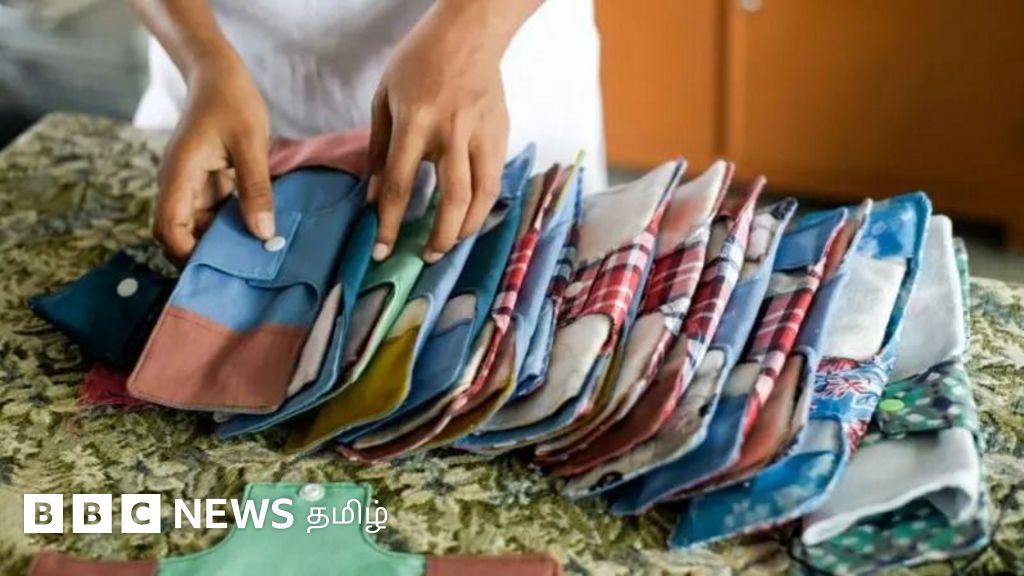 உ.பி.யில் சானிடரி நாப்கின் கேட்டதால் மாணவி வகுப்பை விட்டு வெளியேற்றப்பட்டாரா? என்ன நடந்தது?