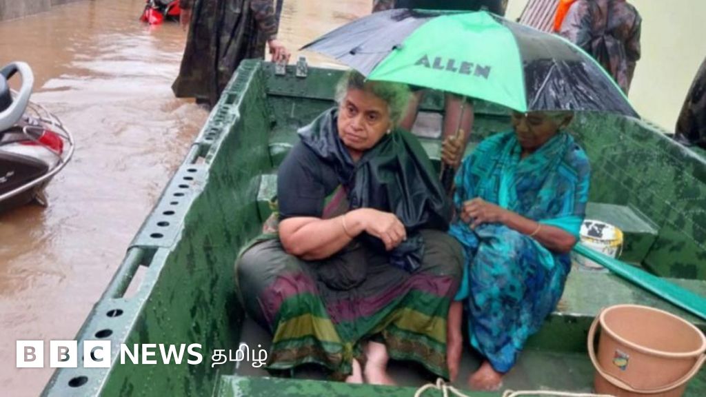 ஃபெஞ்சல் புயல்: தமிழ்நாடு புதுச்சேரியை புரட்டிபோட்ட  மழை - புகைப்படத் தொகுப்பு