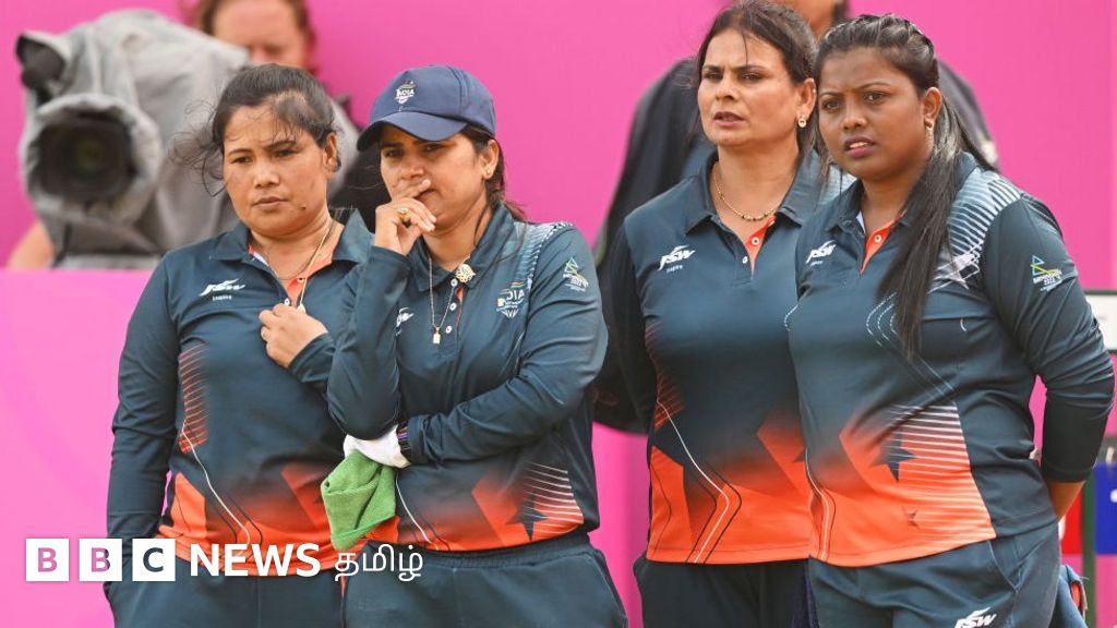 காமன்வெல்த் 'லால் பவுல்': தங்கம் வென்ற 4 இந்திய வீராங்கனைகள் - இது என்ன விளையாட்டு?