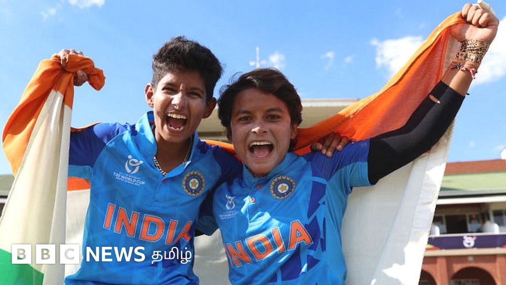 மகளிர் கிரிக்கெட் அணியினரின் 'கண்ணீரை வரவழைக்கும்' போராட்ட வரலாறு