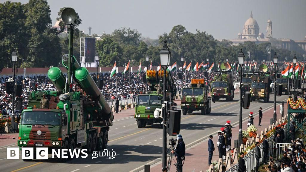இந்தியாவின் 76-வது குடியரசு தின விழா வண்ணமயமான கொண்டாட்டம் - புகைப்படத் தொகுப்பு