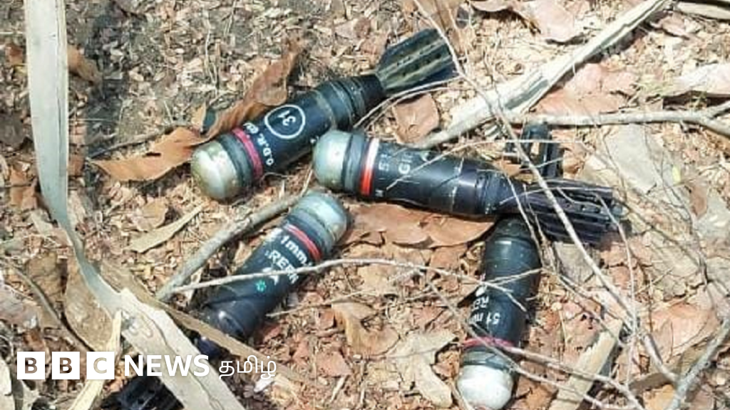 சத்தீஸ்கரில் குழந்தைகள் கையில் வெடிகுண்டுகள் - மாவோயிஸ்டுகள் நிறைந்த பகுதியில் 'புதிய அச்சம்'