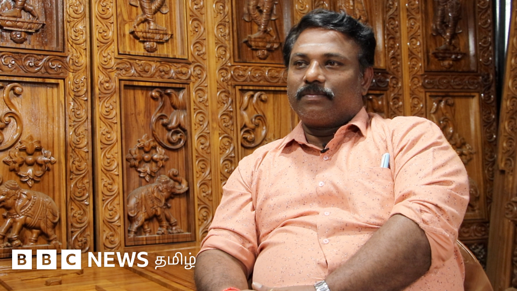 அயோத்தியில் ராமர் கோவிலுக்கான கதவுகளைச் செய்யும் தமிழ்நாட்டு சிற்பிகள்