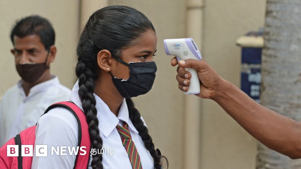 இலங்கை பொருளாதார நெருக்கடி: தடைப்பட்ட காகித இறக்குமதி, வினாத்தாள் அச்சடிப்பதில் சிரமம் - ஒத்திவைக்கப்படும் தேர்வுகள்