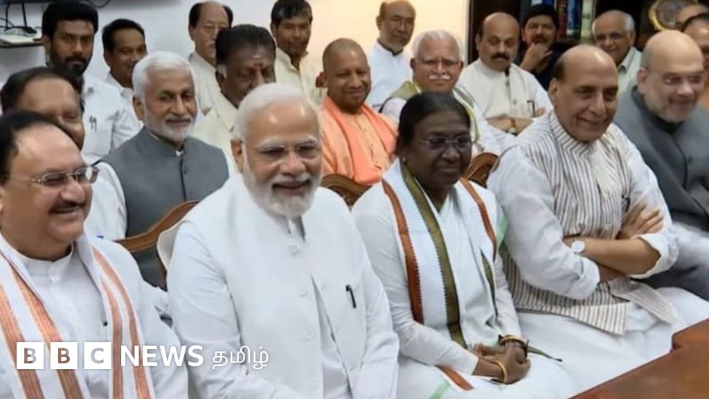 டெல்லியில் ஓபிஎஸ் முகாம் - ஓரம்கட்டுகிறாரா பிரதமர் நரேந்திர மோதி?