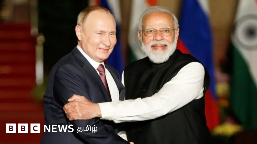 பிரதமர் மோதி ரஷ்யா செல்லத் தேர்வு செய்த நேரம் குறித்து விவாதம் எழுவது ஏன்?