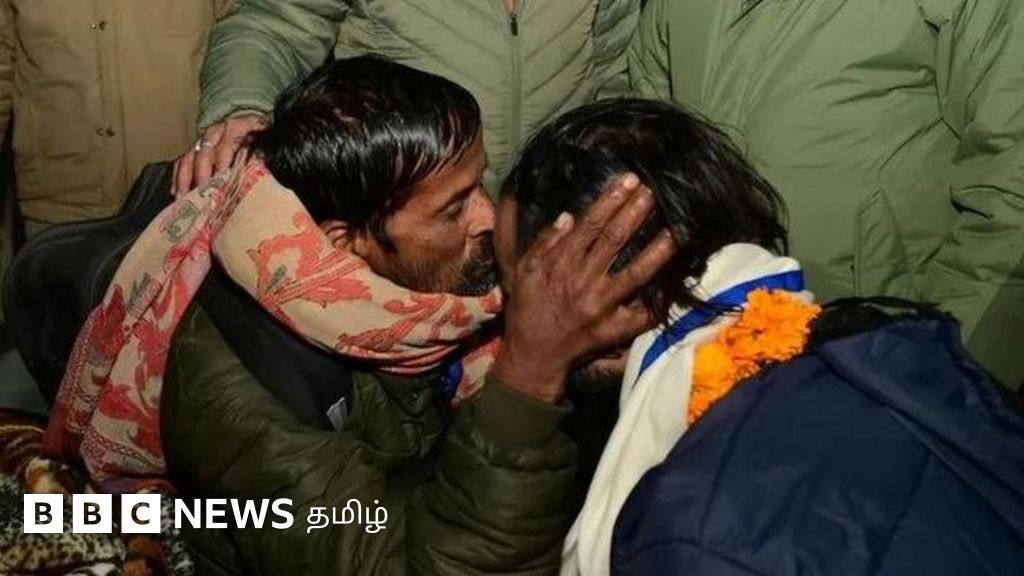 உத்தராகண்ட் சுரங்க விபத்து: நாட்டையே நெகிழ வைத்த ஒரு தந்தையின் முத்தம் – காணொளி