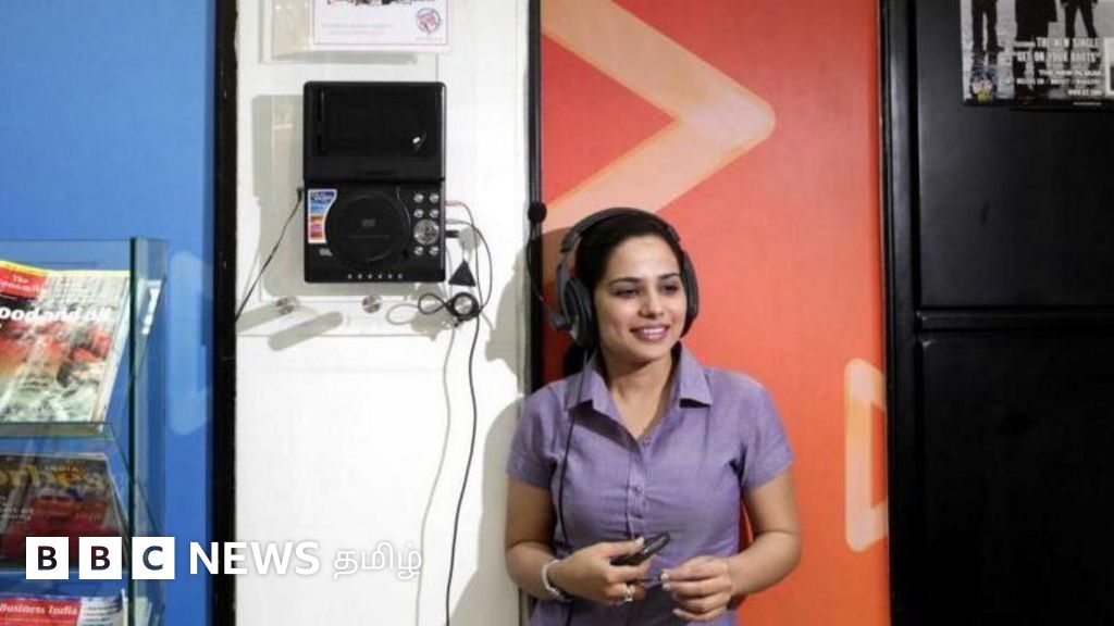 நீங்கள் விரும்பிய பாடல் செல்லும் இடமெல்லாம் ஒலிப்பதாக தோன்றுகிறதா? காரணம் இதுதான்