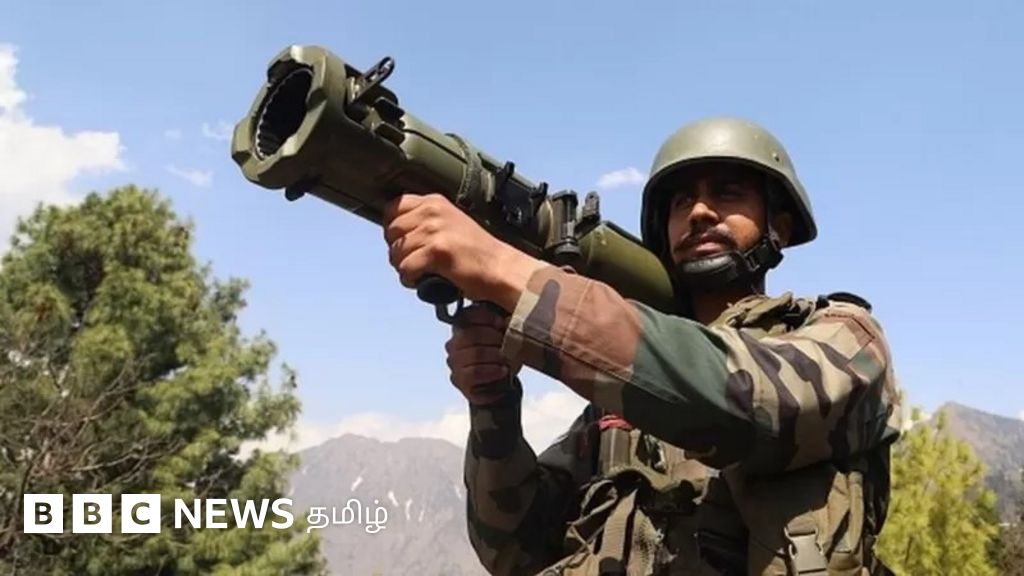 அக்னிபத்: மோதி அரசின் திட்டத்தால் யாருக்கு பயன்? முன்னாள் ராணுவ அதிகாரிகள் என்ன சொல்கிறார்கள் ?