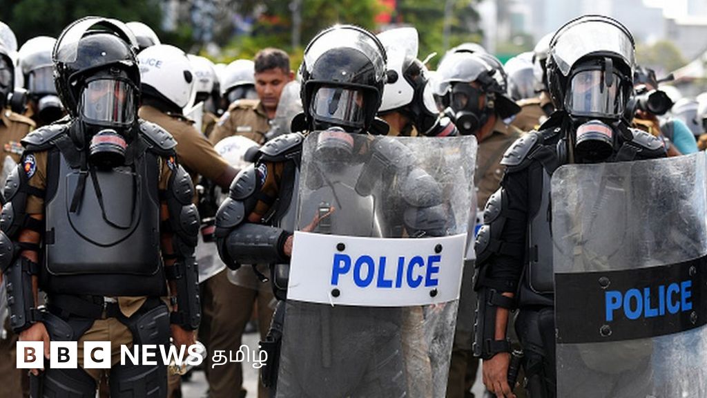 இலங்கை அரசாங்கத்திற்கு எதிராக கொழும்பில் மாணவர்கள் போராட்டம்