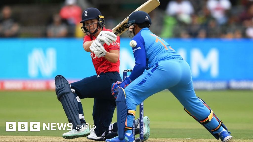 டி20 பெண்கள் உலக கோப்பை: இங்கிலாந்து 150; விரட்டும் இந்தியா 109/4