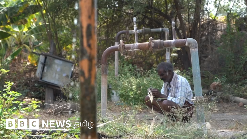 அரை ஏக்கர் நிலத்தில் 60 ஆழ்துளைக் கிணறுகள்.. நீருக்காக ஒன்றிணைந்த கிராமம் (காணொளி)