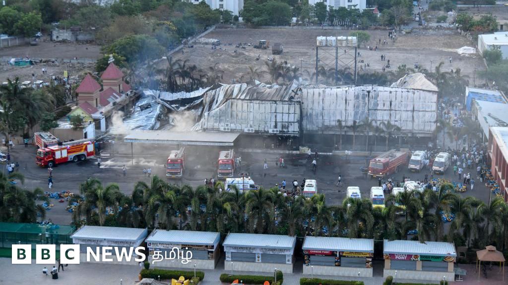 குஜராத் தீ விபத்தில் 27 பேர் பலி, விதிகளை மீறிய வணிக வளாகம் - உயிர் தப்பியவர்கள் கூறுவது என்ன?