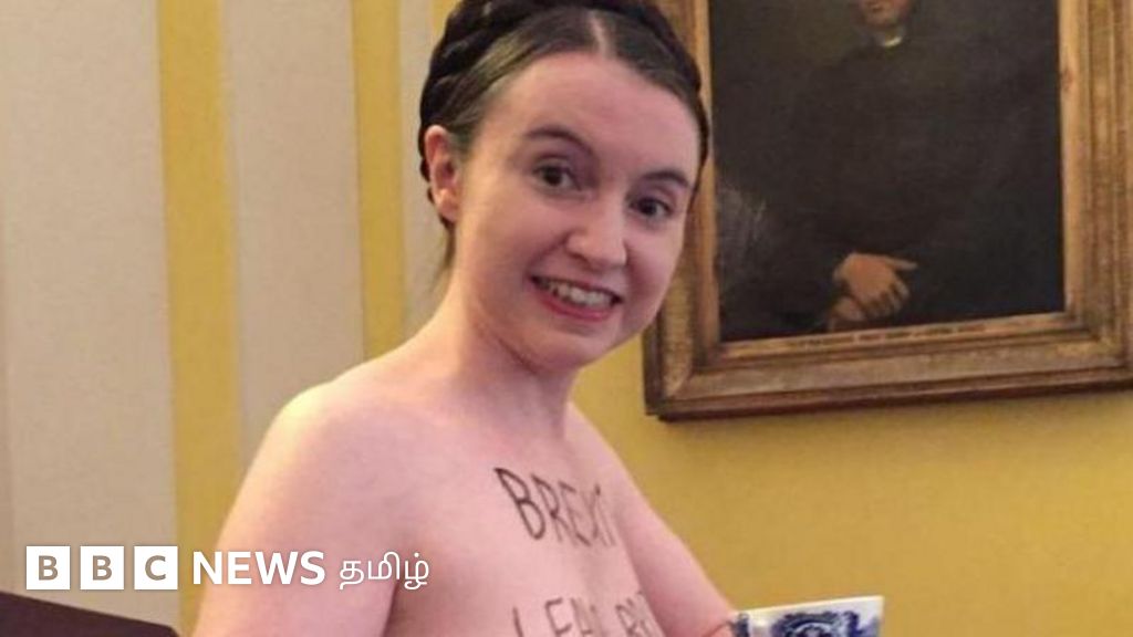 பல்கலைக்கழக பேராசிரியரான இவர் ஆடையில்லாமல் பொதுவெளியில் போராடுவது ஏன்?