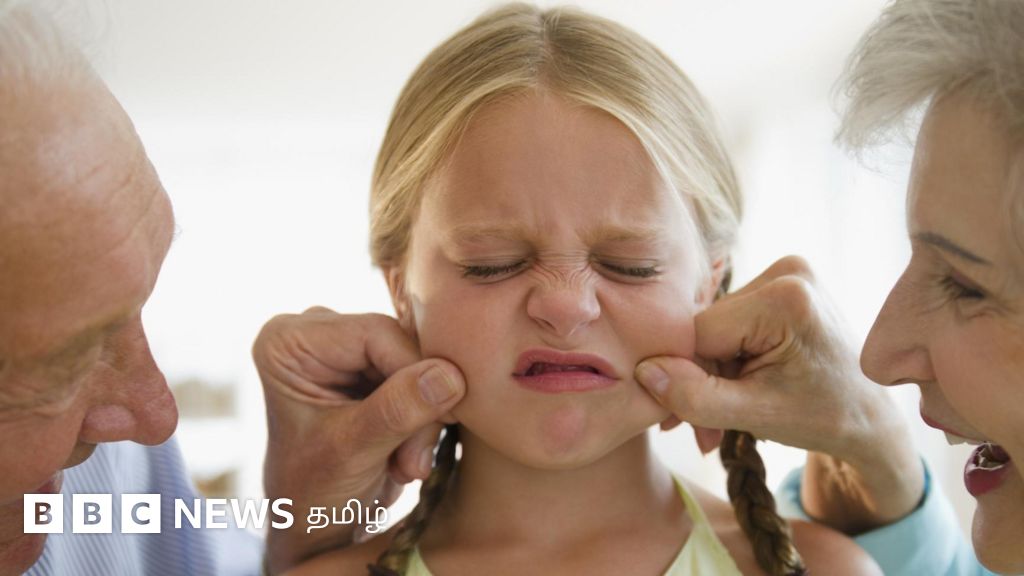 குழந்தைகளின் கன்னம் கிள்ளுவது தவறா? உடல் எல்லை என்பது எதுவரை? அதனை கற்றுத் தருவது எப்படி?