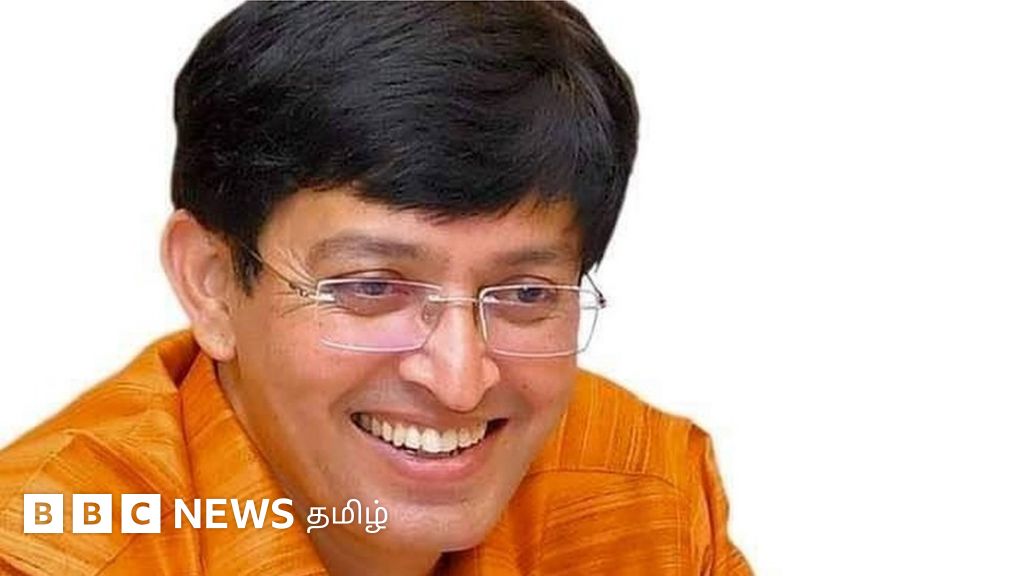 ஜெ. ராதாகிருஷ்ணன் ஐ.ஏ.எஸ் பில் கிளிண்டன் பாராட்டை பெற்றது எப்படி? - புதிய சுகாதாரத் துறைச் செயலர் குறித்த 10 தகவல்கள்